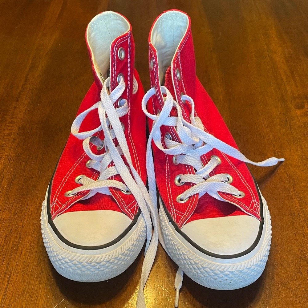 Red Converse